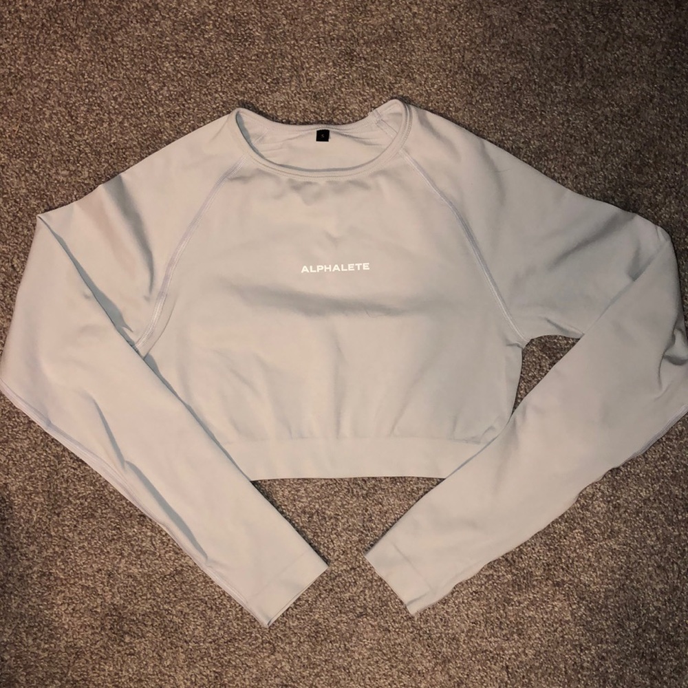 Alphalete Crop Top